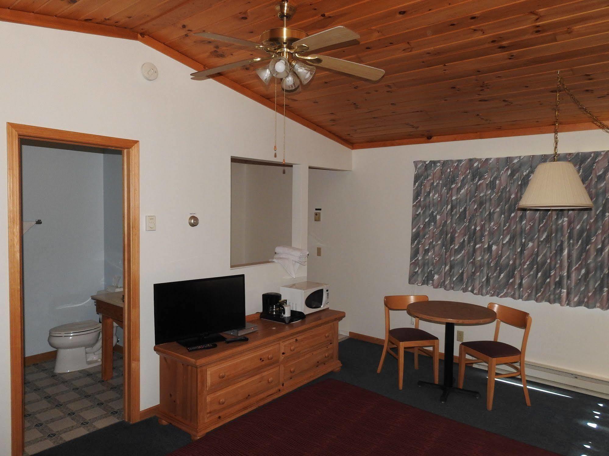 Superior Ridge Resort Motel Schroeder 외부 사진